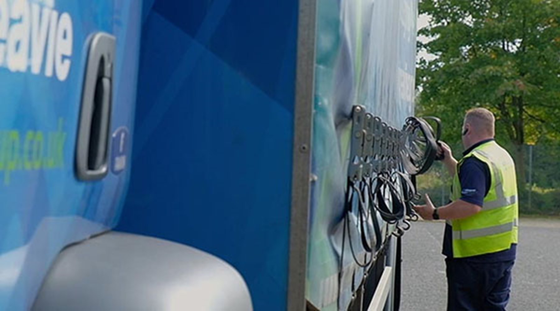 corrugated packaging delivery